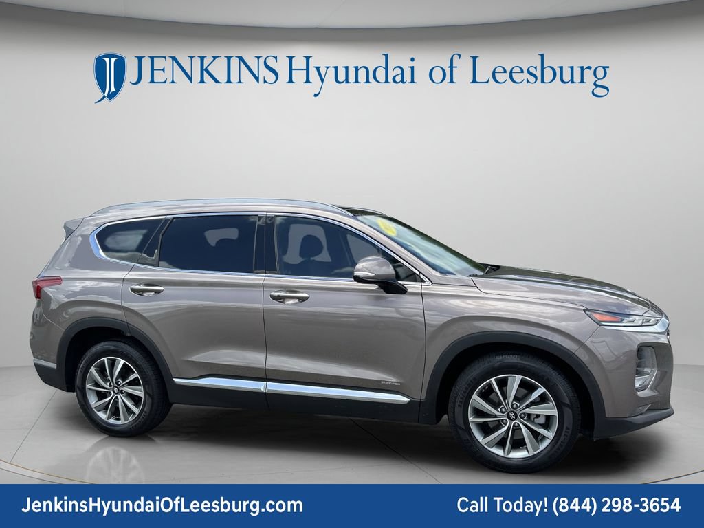 Used 2019 Hyundai Santa Fe FWD image 2