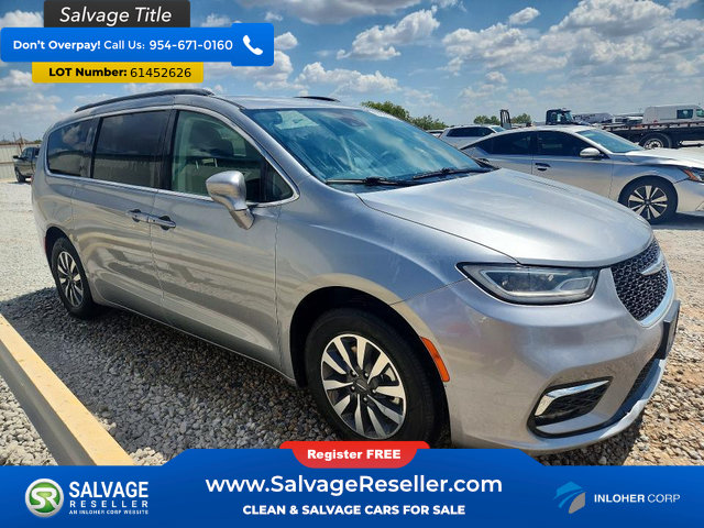 Used 2021 Chrysler Pacifica Touring FWD image 5