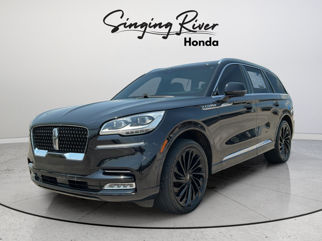 Used 2022 Lincoln Aviator Reserve w/ Equipment Group 201A AWD/4WD image 3