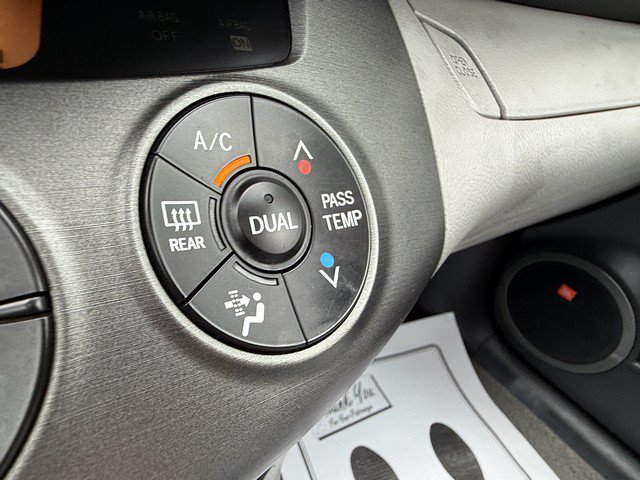 Used 2010 Toyota RAV4 Limited AWD/4WD image 30