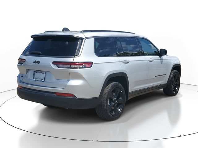 New 2026 Jeep Grand Cherokee L Limited w/ Limited Altitude Package AWD/4WD image 4