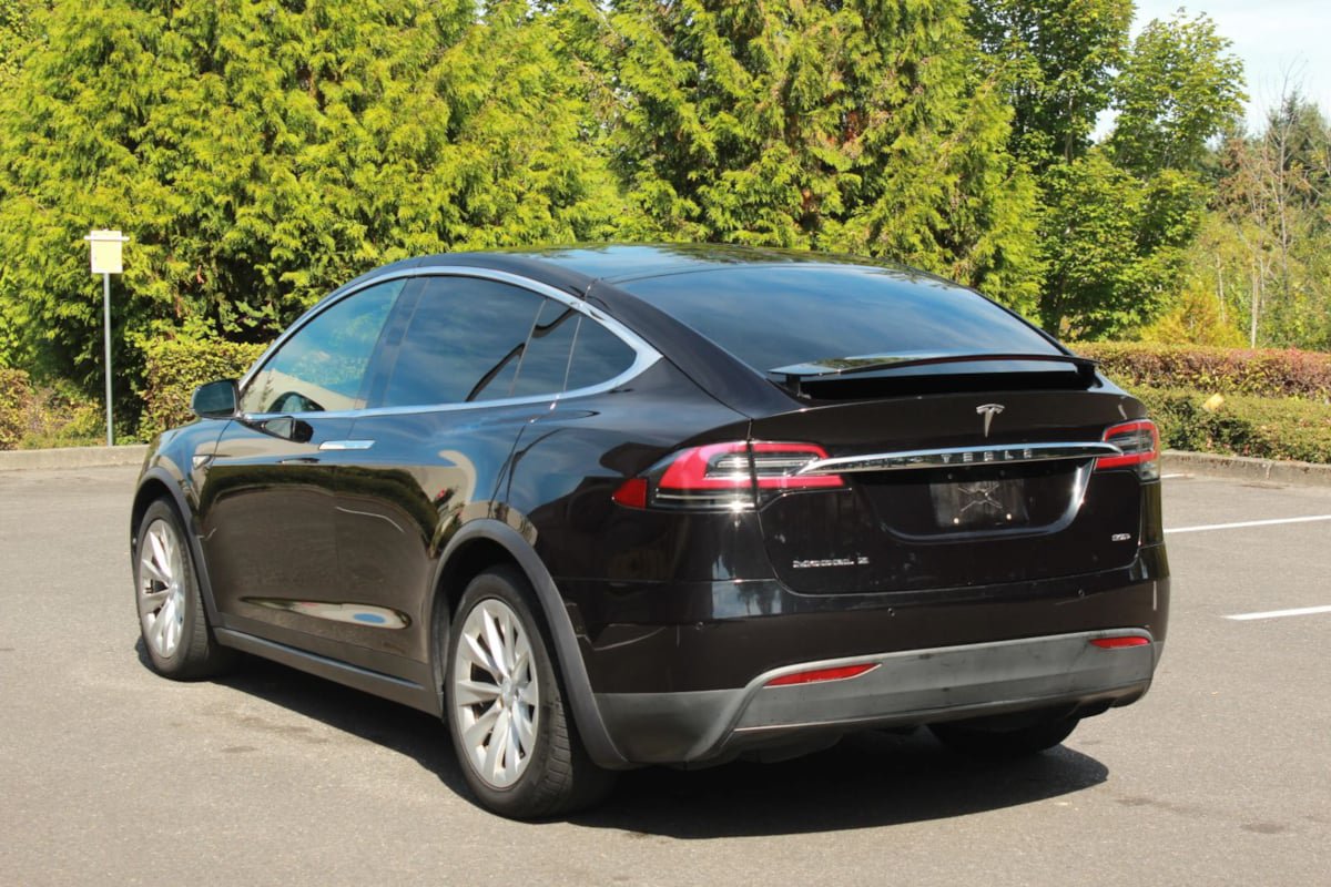 Used 2016 Tesla Model X 90D AWD/4WD image 5