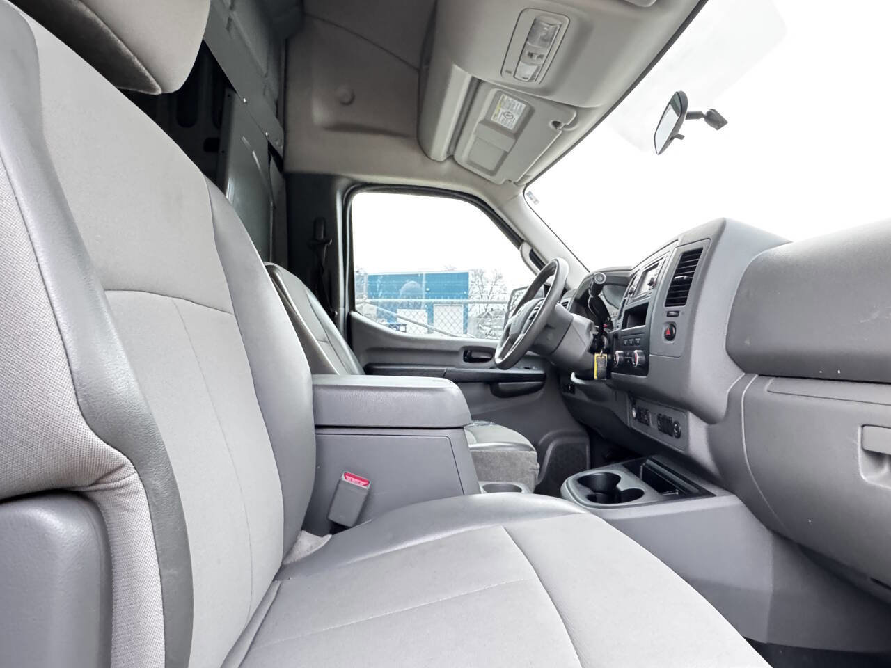 Used 2013 Nissan NV 3500 SV w/ Technology Pkg image 9