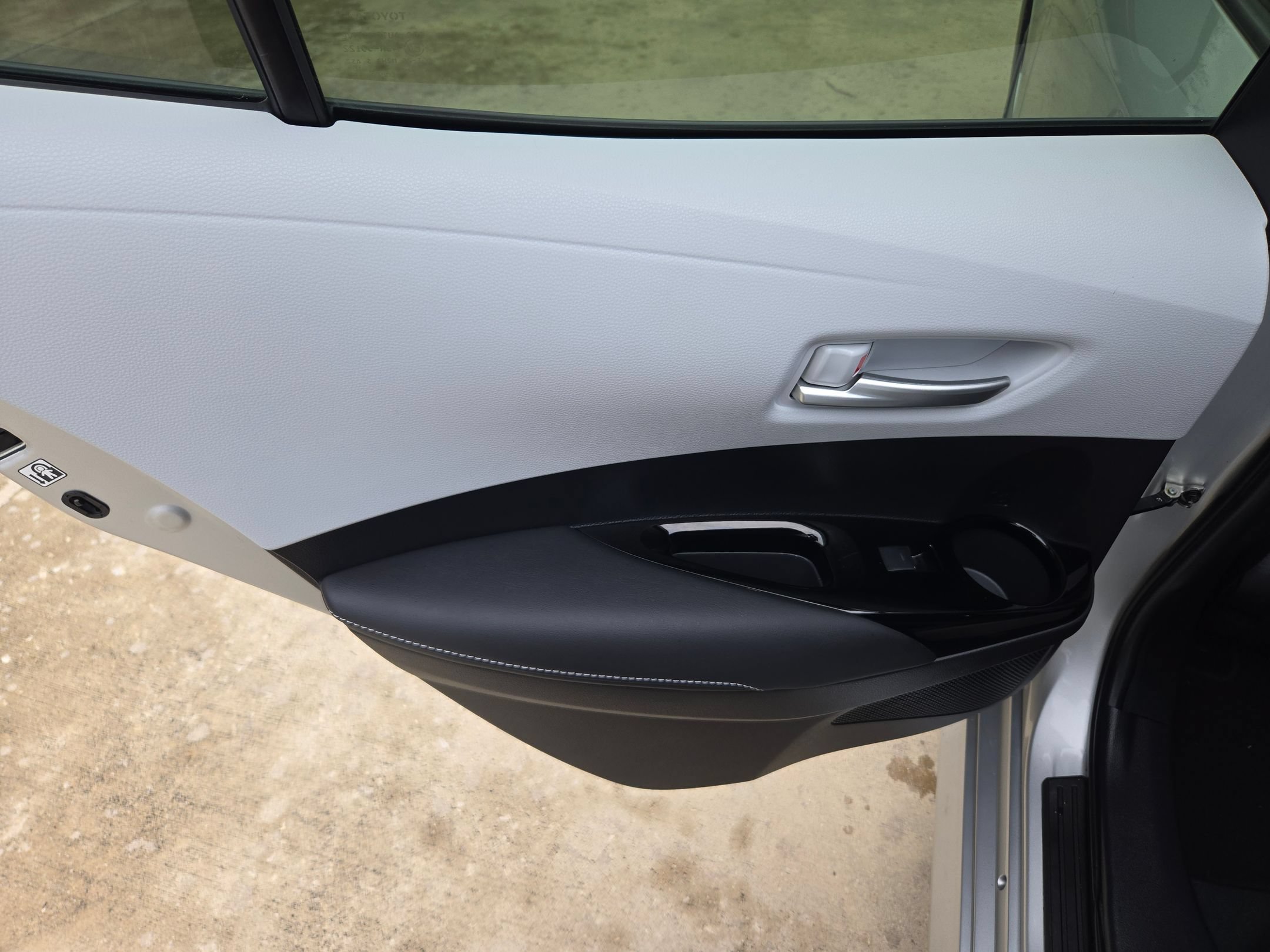 Used 2019 Toyota Corolla SE FWD image 14