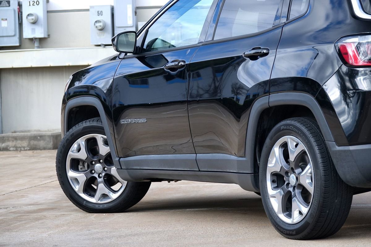 Used 2019 Jeep Compass Limited image 31