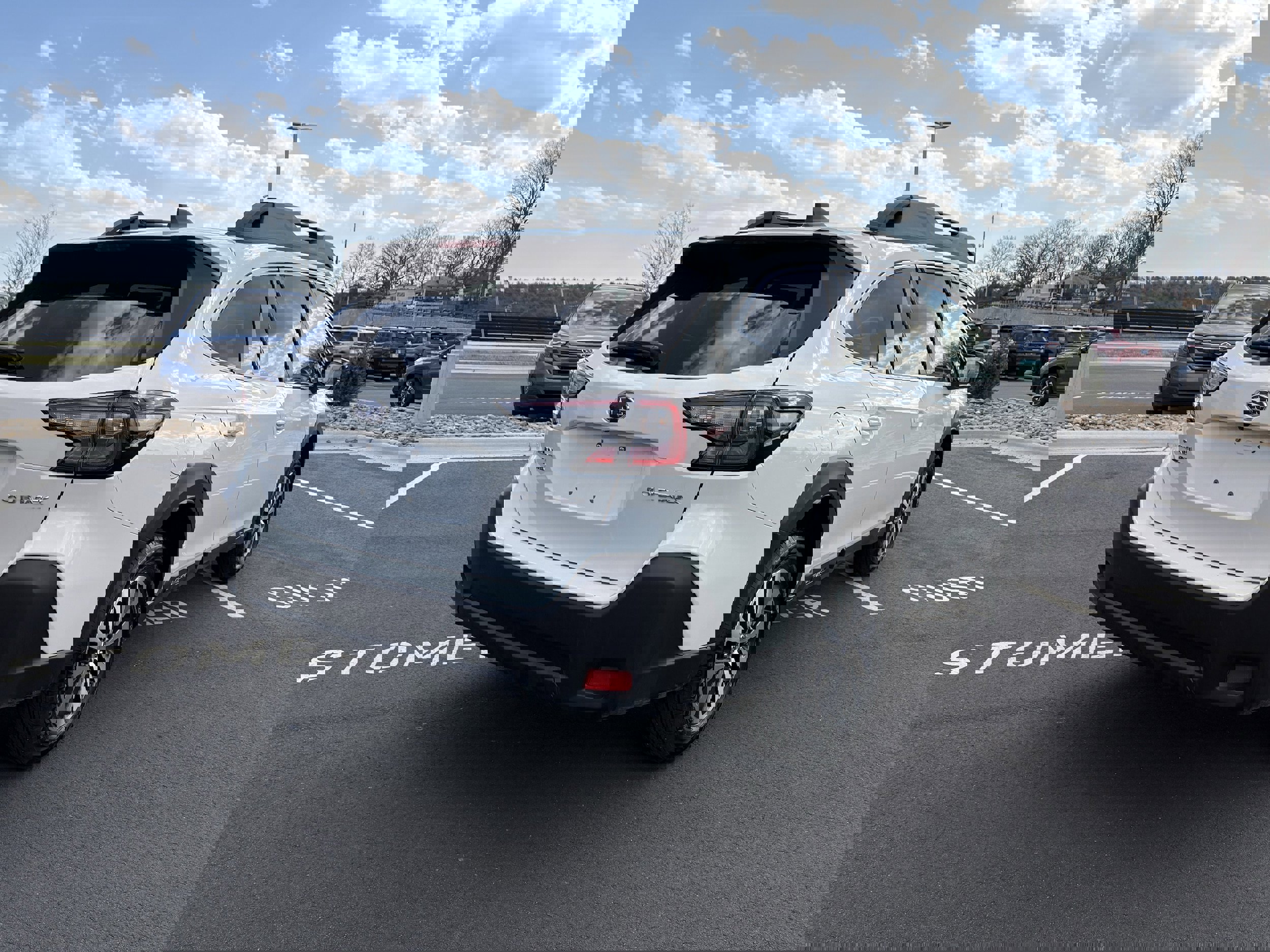 Used 2025 Subaru Outback Premium image 9