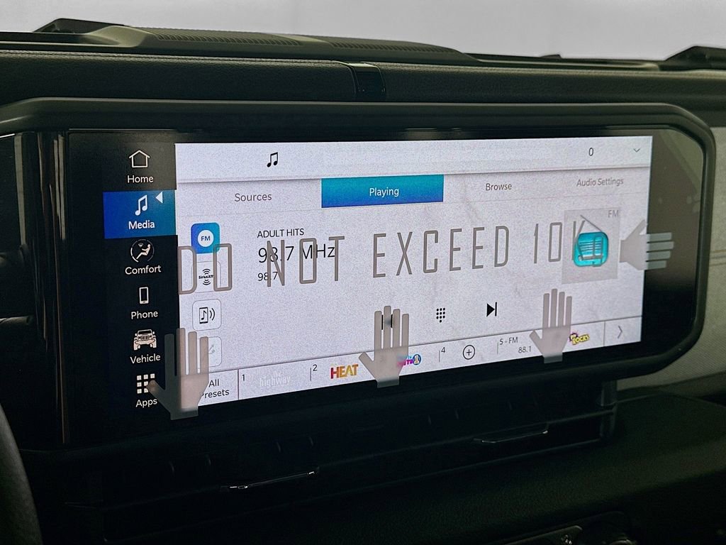 New 2026 Jeep Gladiator Sport image 13