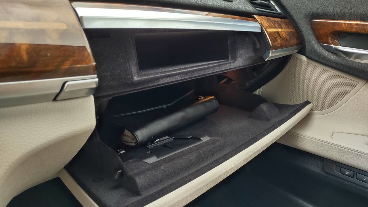 Used 2014 BMW 740Li image 29