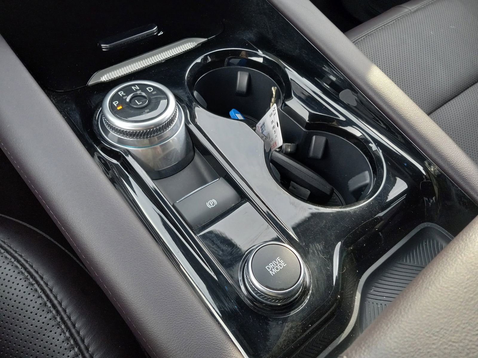 Used 2025 Ford Explorer Platinum w/ LUX Leather Package image 24