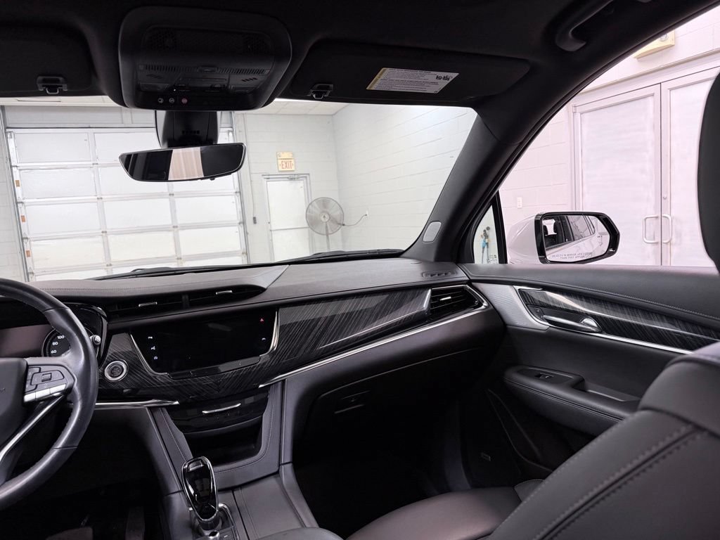 Used 2021 Cadillac XT6 Premium Luxury AWD/4WD image 32