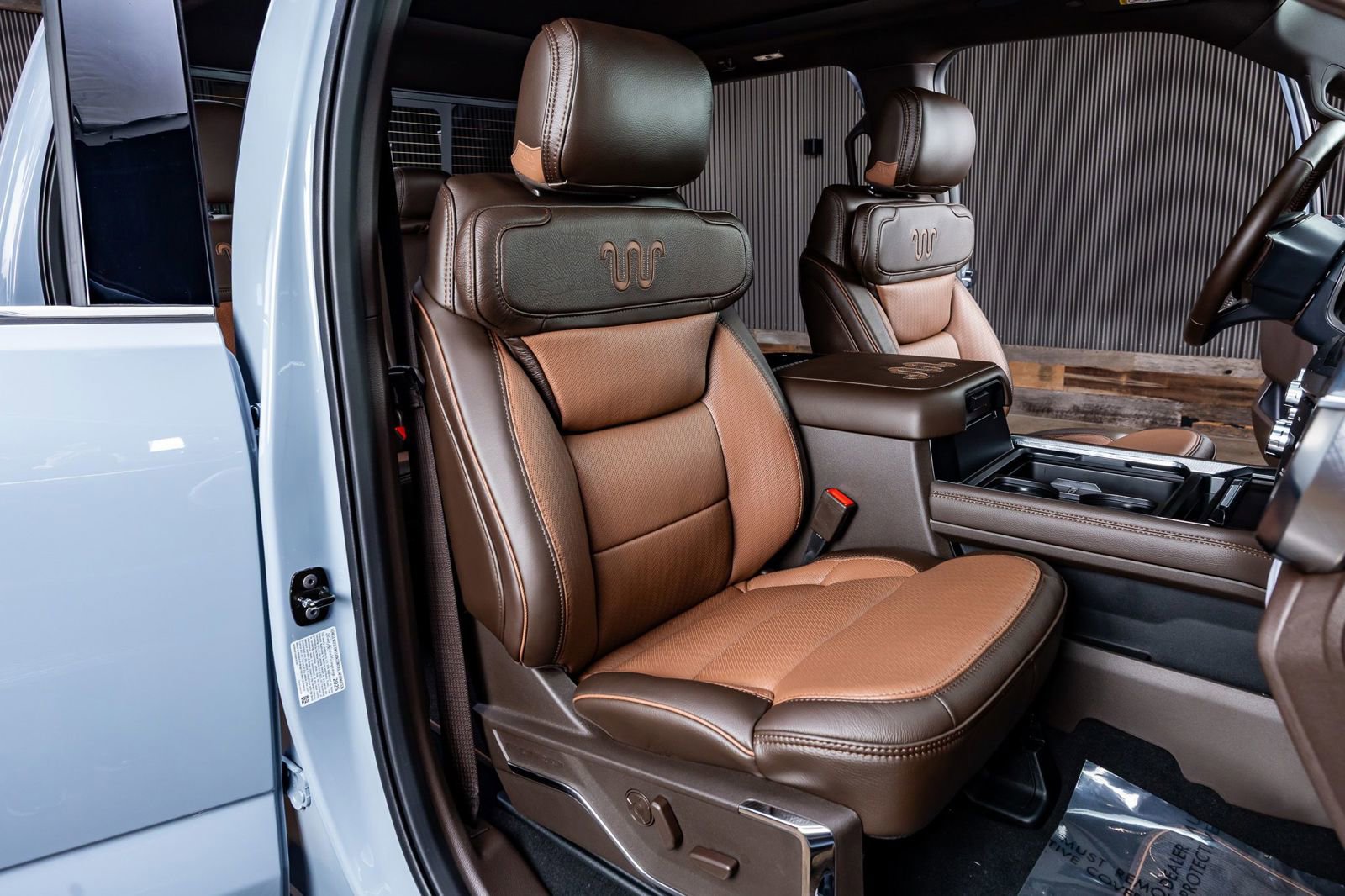 Used 2026 Ford F250 King Ranch w/ Chrome Package image 31