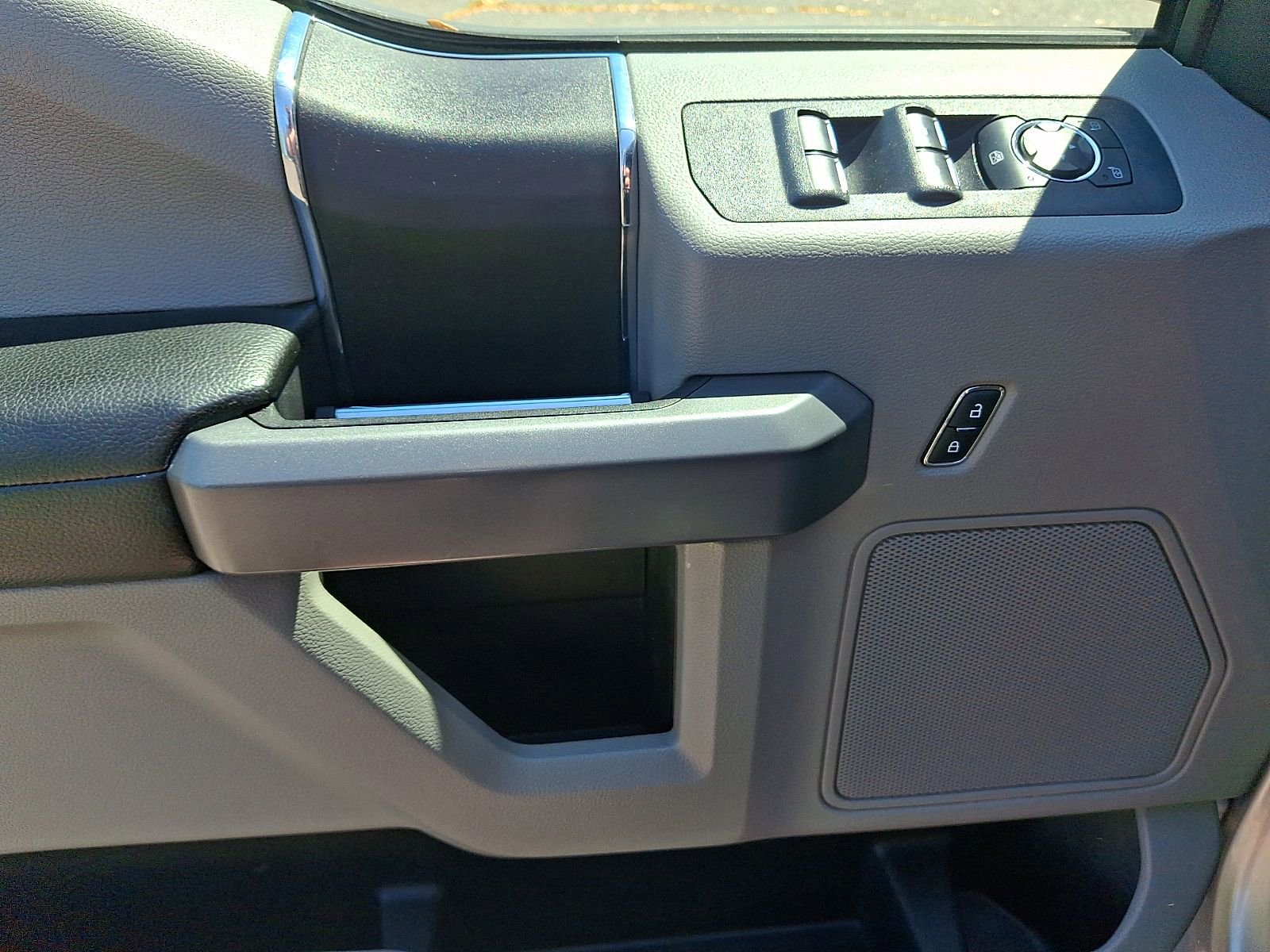 Used 2018 Ford F150 XLT AWD/4WD image 13