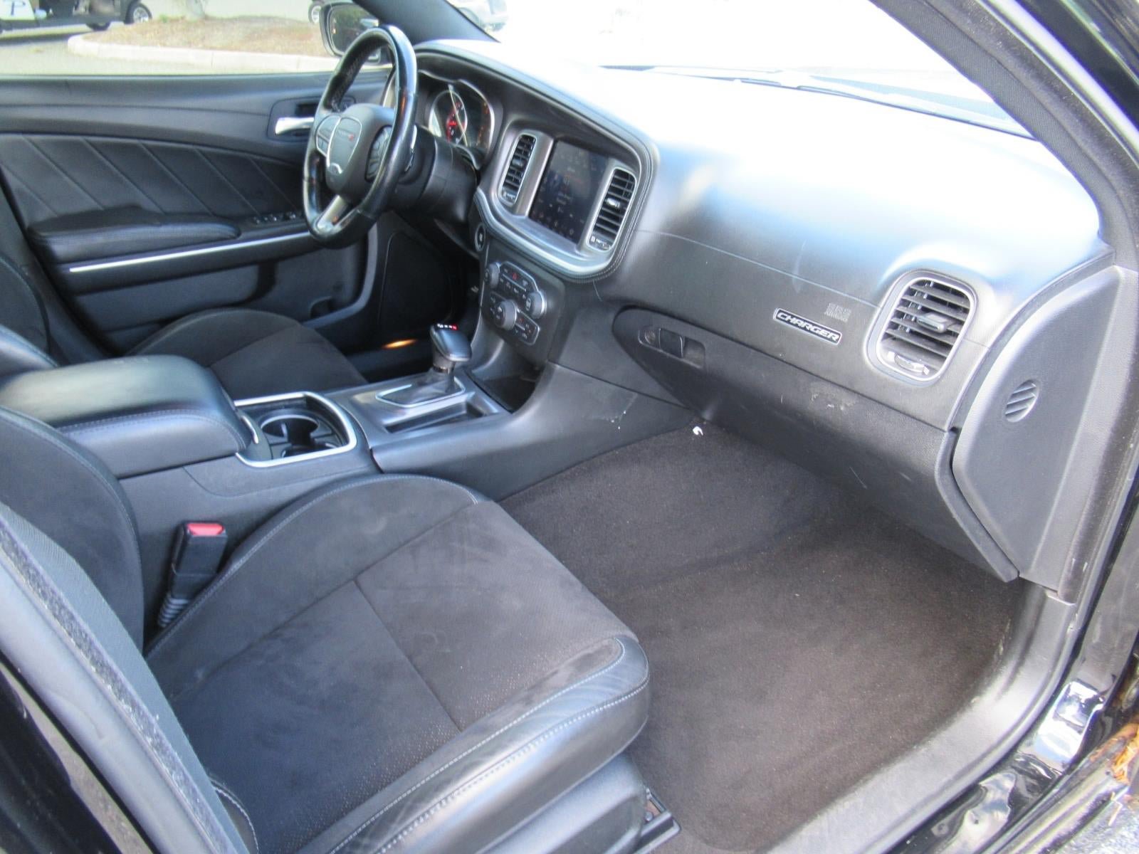 Used 2022 Dodge Charger GT w/ Plus Group RWD image 11