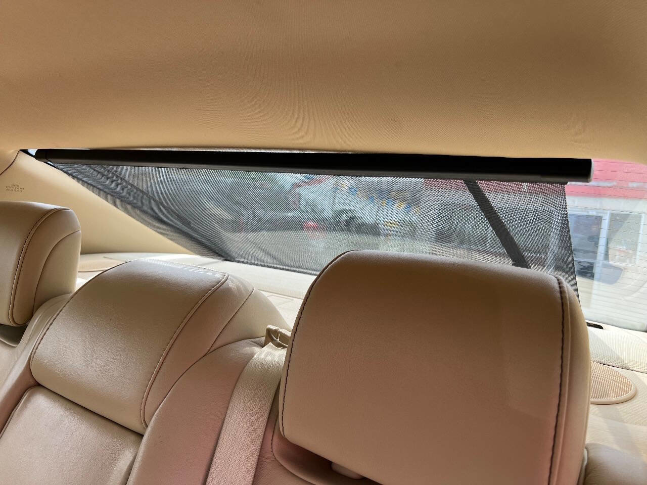 Used 2013 Toyota Avalon Limited w/ Technology Pkg FWD image 19