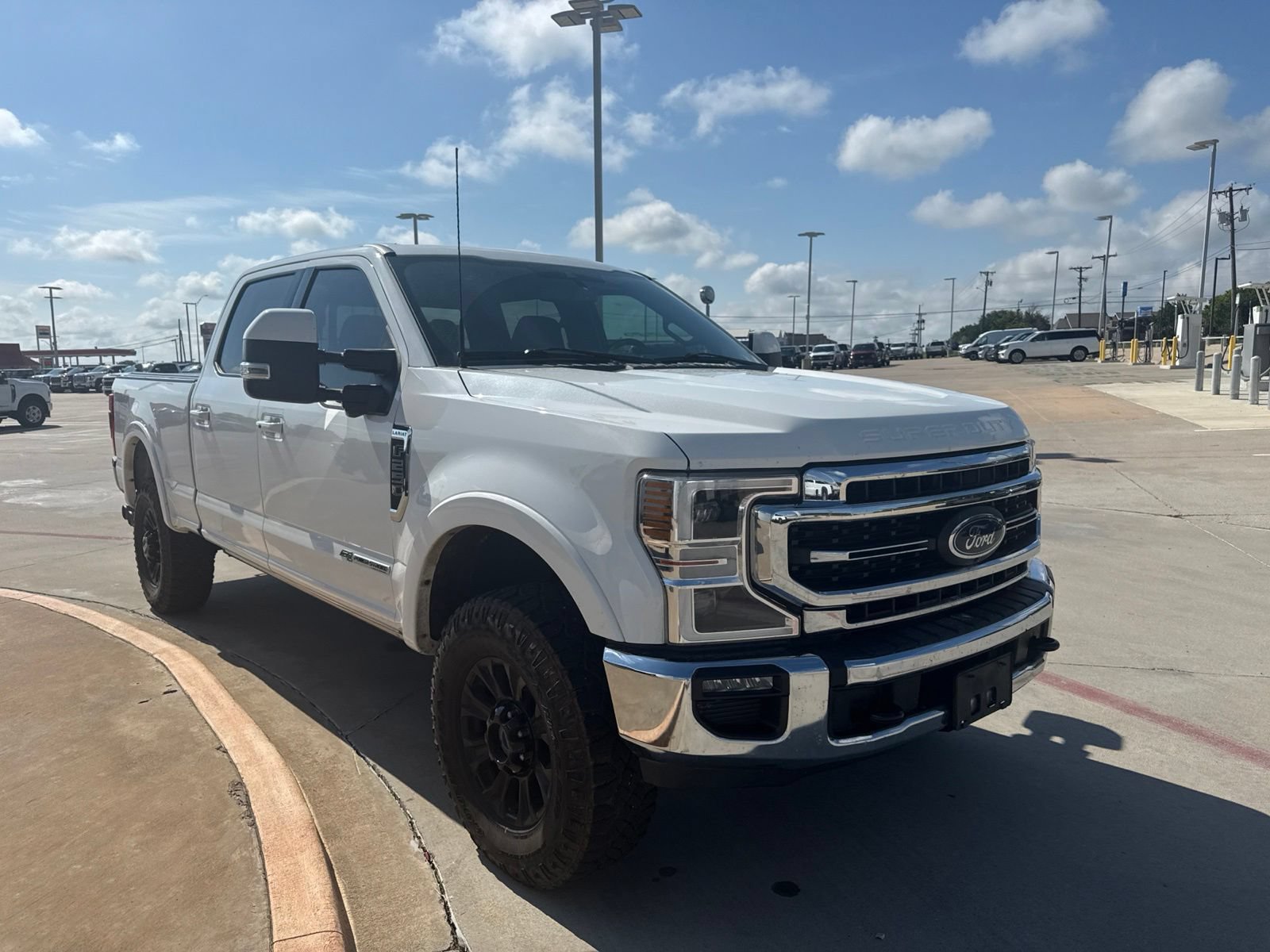Used 2022 Ford F250 Lariat w/ Tremor Off-Road Package AWD/4WD image 3