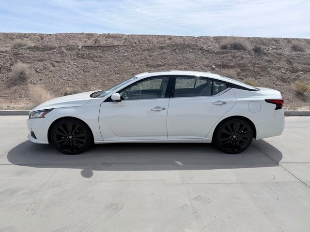Certified 2020 Nissan Altima 2.5 Platinum FWD image 5