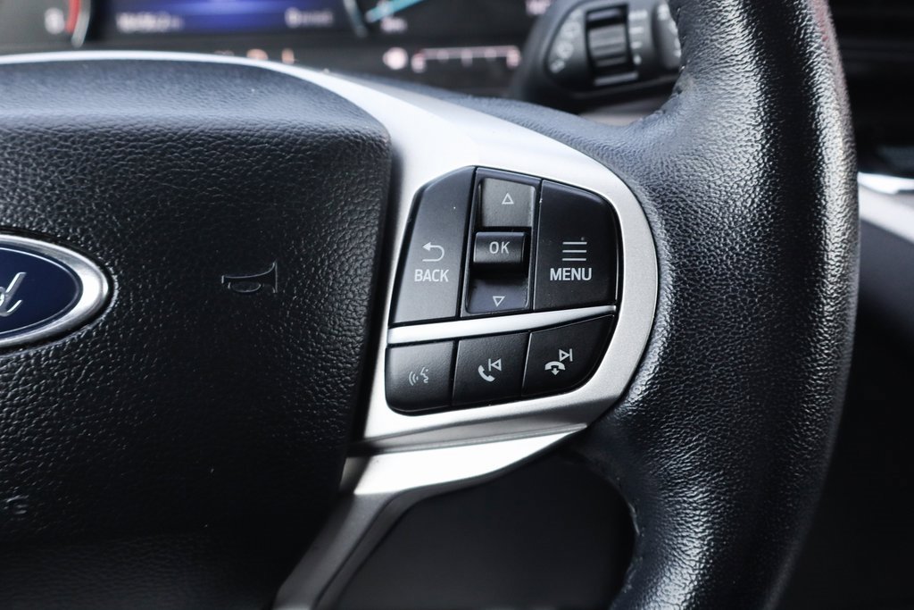 Used 2022 Ford Explorer XLT image 24