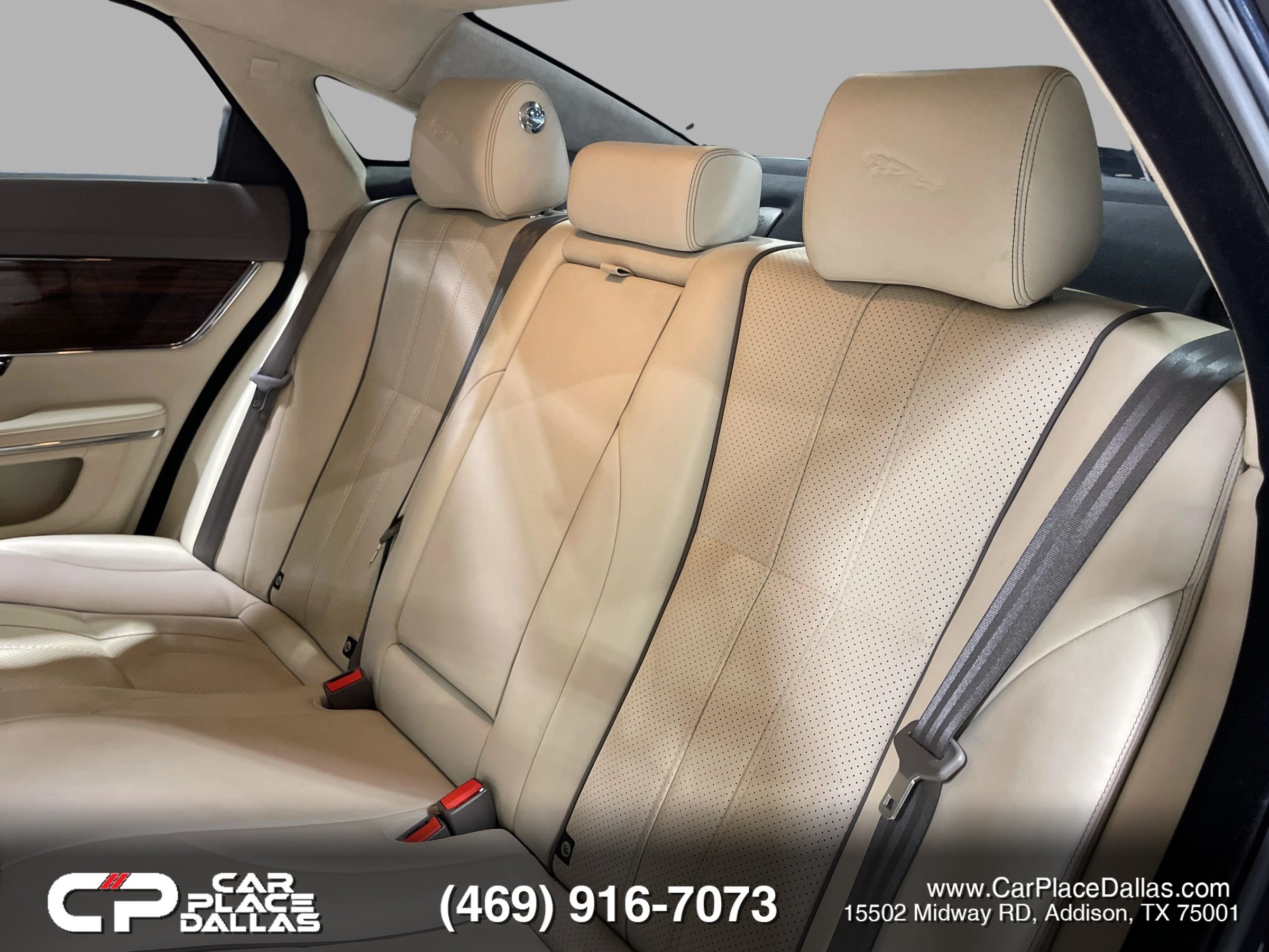 Used 2013 Jaguar XJ L Portfolio RWD image 21