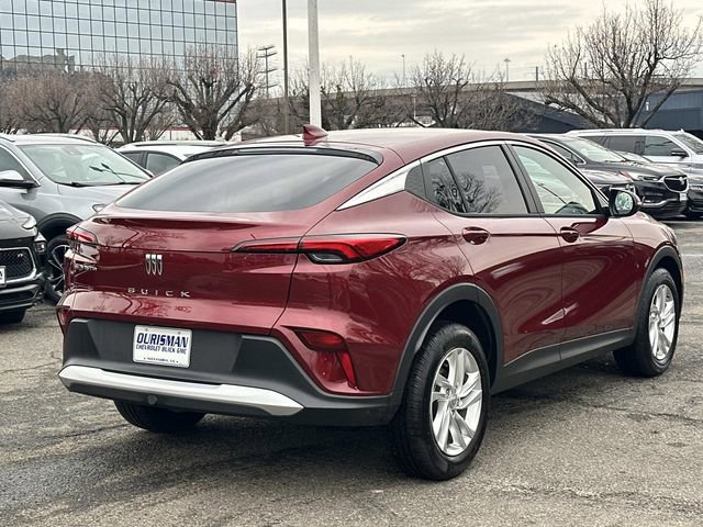 Used 2024 Buick Envista Preferred w/ Convenience I Package image 2