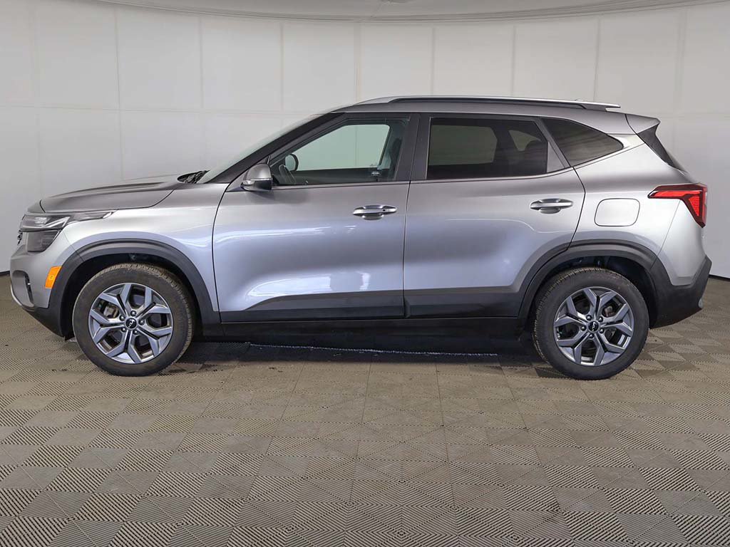 Used 2024 Kia Seltos S AWD/4WD image 13
