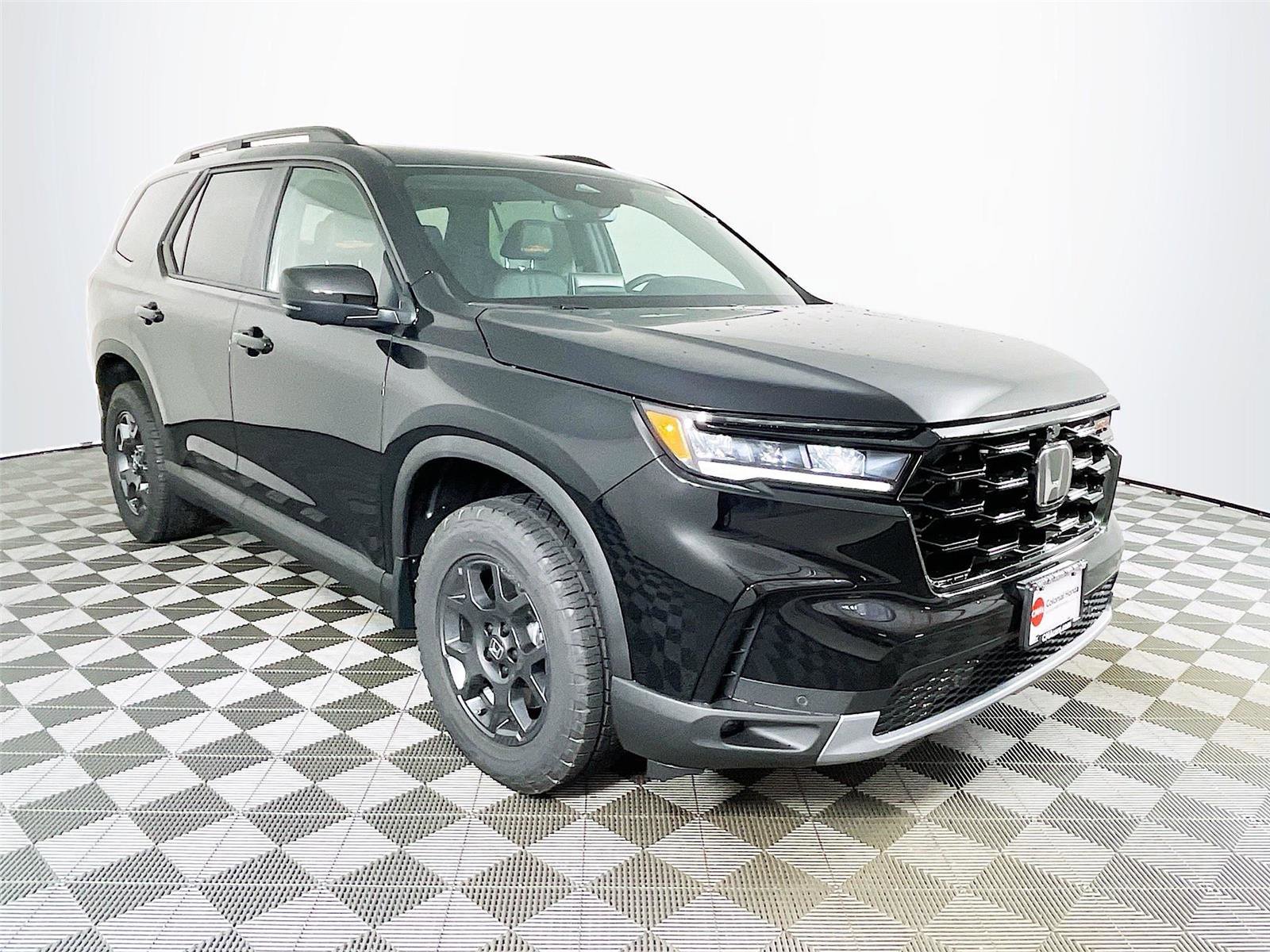 New 2025 Honda Pilot TrailSport