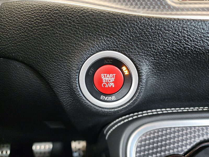 Used 2016 Dodge Challenger SRT Hellcat RWD image 36