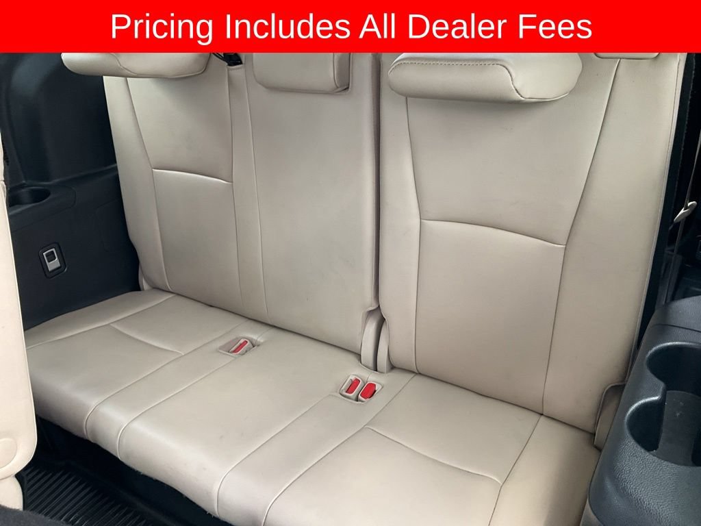 Used 2022 Toyota Highlander XLE FWD image 15