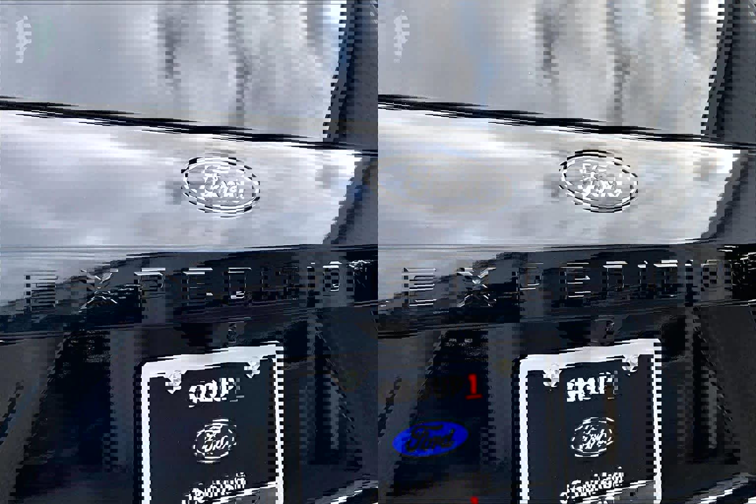 Certified 2025 Ford Expedition Platinum w/ Stealth Appearance Package image 31