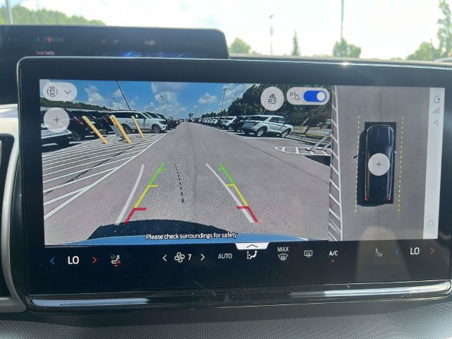 New 2026 Ford Expedition Active AWD/4WD image 19