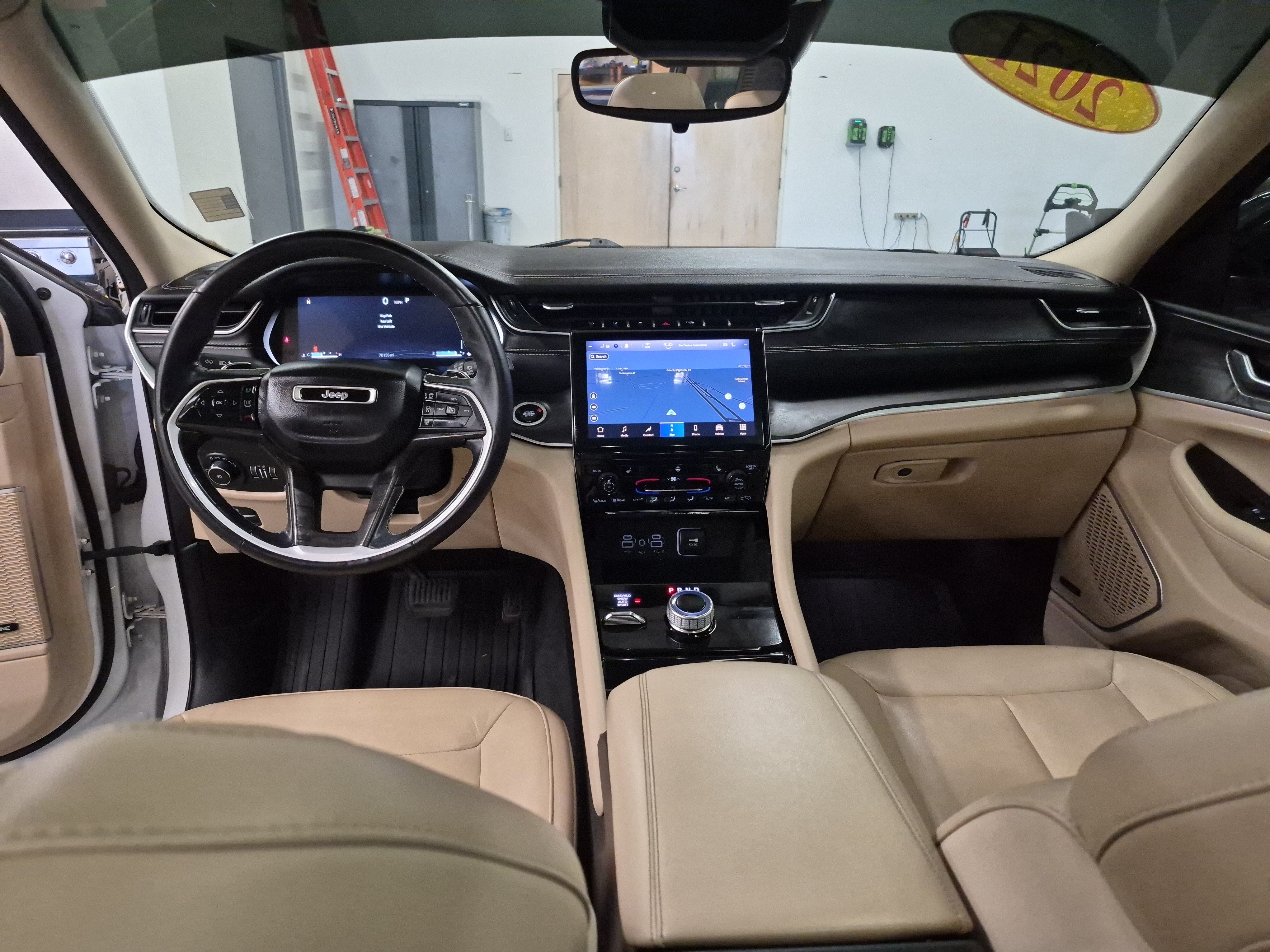 Used 2021 Jeep Grand Cherokee L Limited AWD/4WD image 20