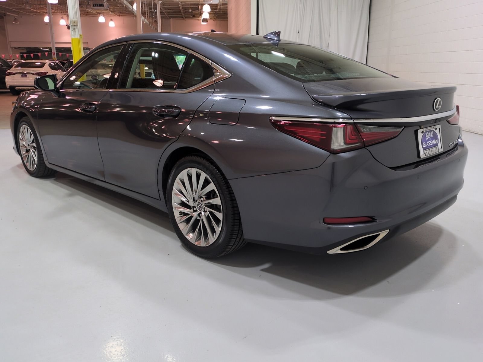 Used 2023 Lexus ES 350 Ultra Luxury w/ Accessory Package (Z1) FWD image 6