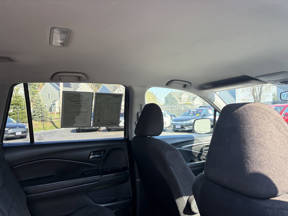 Used 2019 Honda Pilot LX image 25