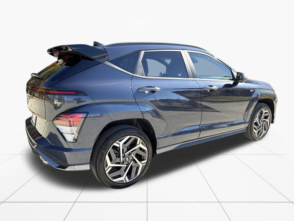 Used 2024 Hyundai Kona N Line image 9