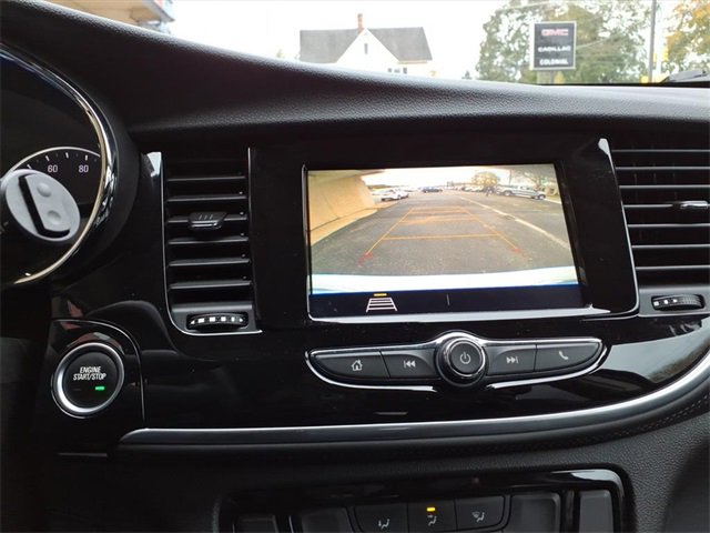 Used 2022 Buick Encore Preferred image 24
