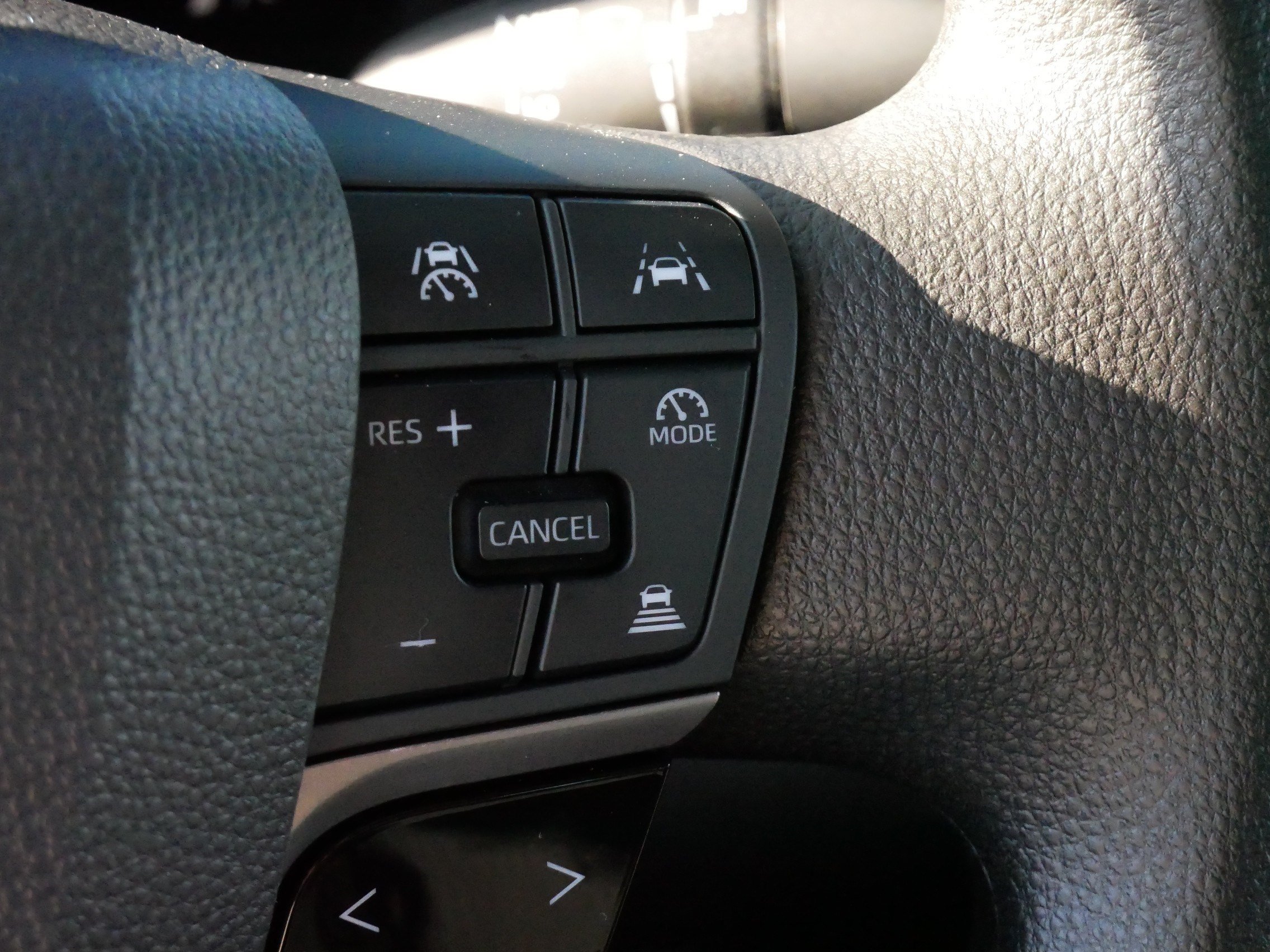 Used 2026 Toyota Camry LE FWD image 27