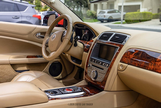 Used 2010 Jaguar XKR R RWD image 43