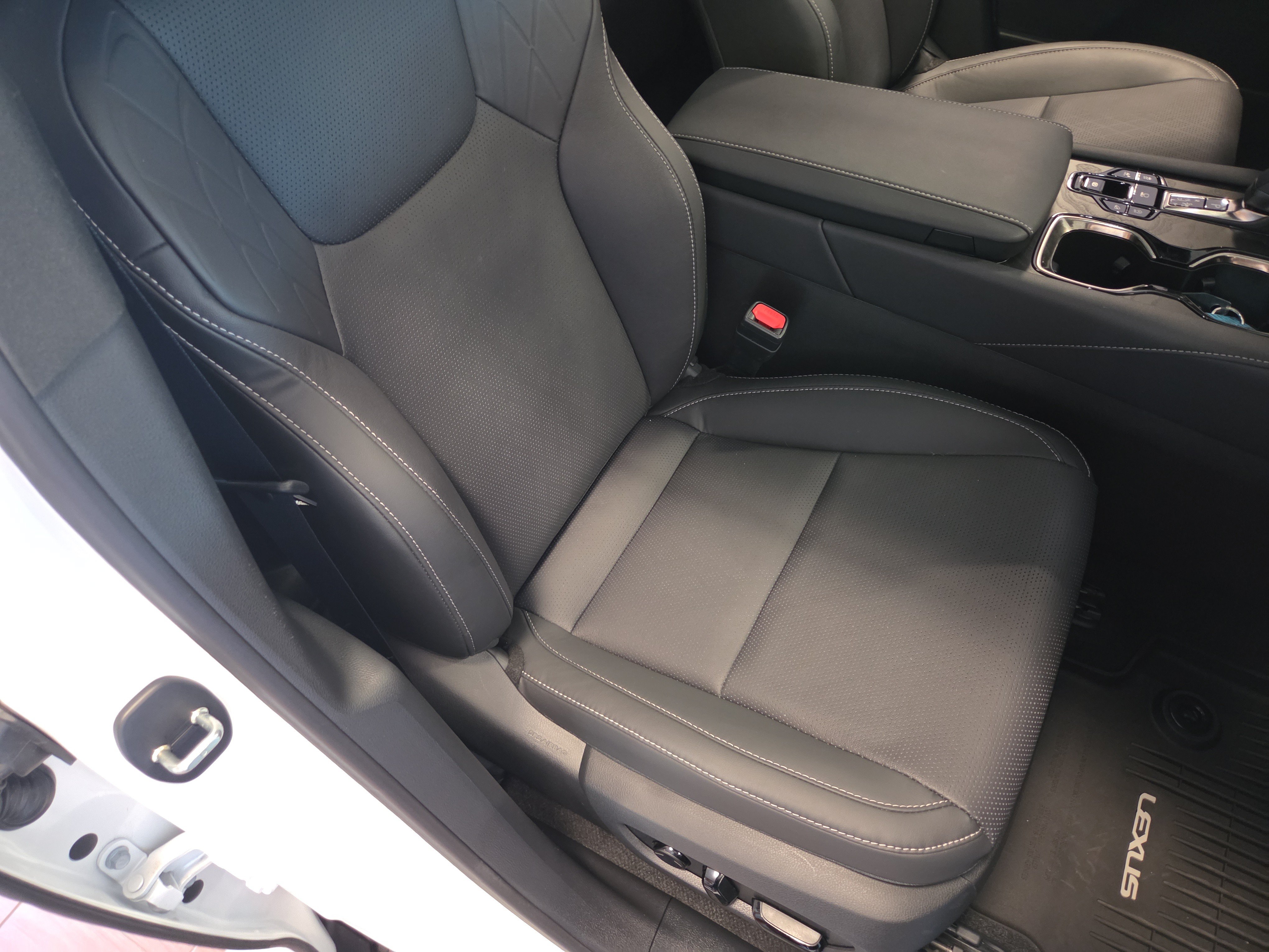 Certified 2025 Lexus RX 350 Premium Plus w/ Convenience Package AWD/4WD image 11