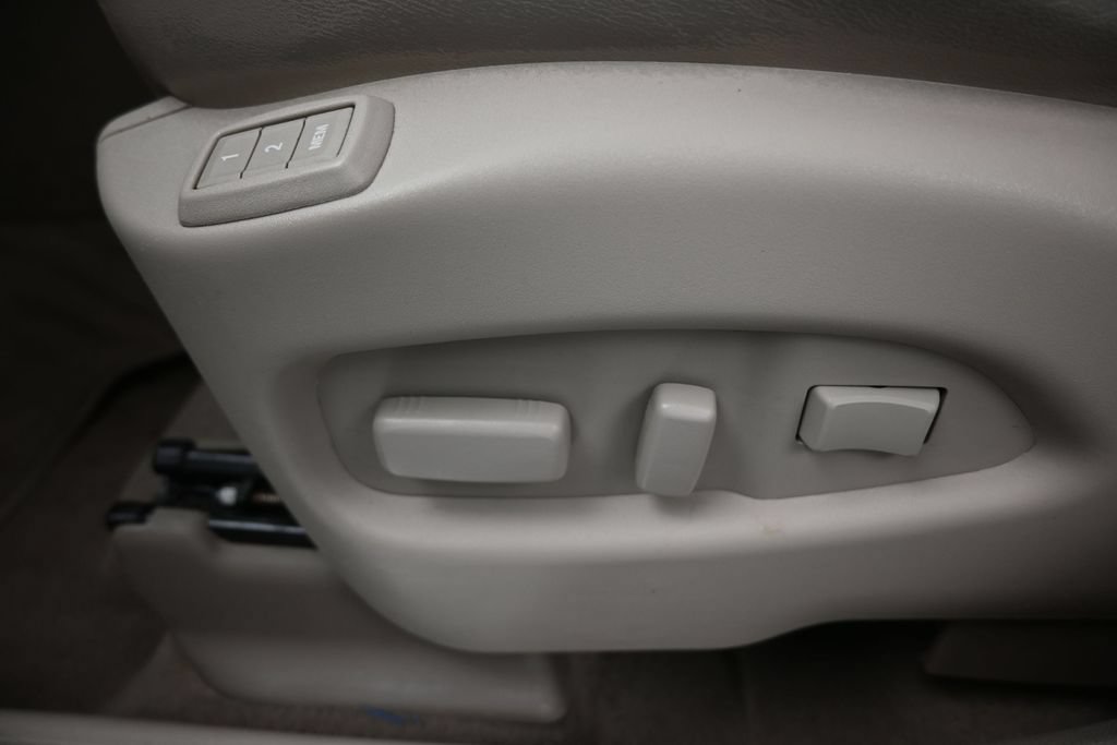 Used 2013 Cadillac SRX Premium AWD/4WD image 31