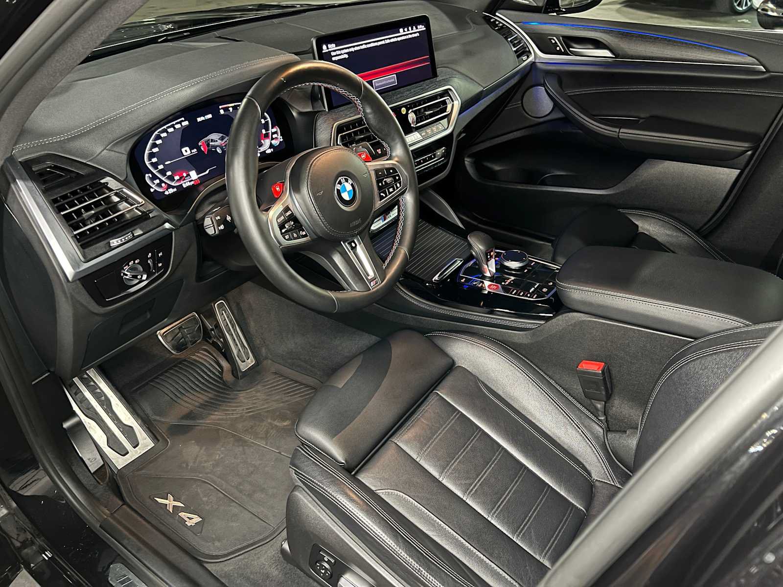 Used 2024 BMW X4 M AWD/4WD image 27