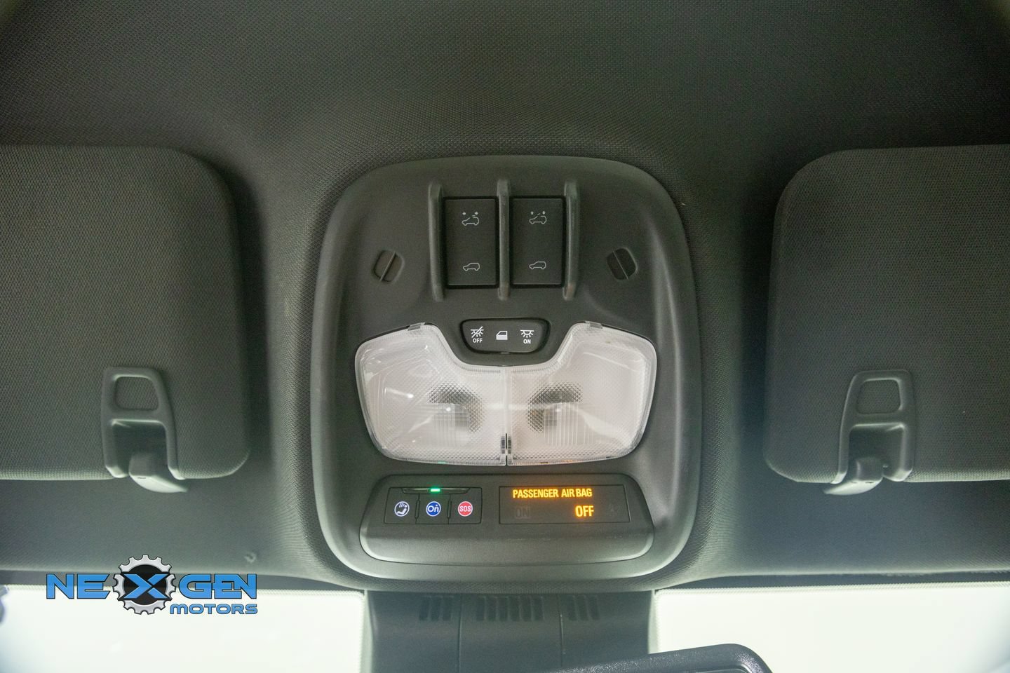 Used 2023 GMC Canyon AT4X AWD/4WD image 26