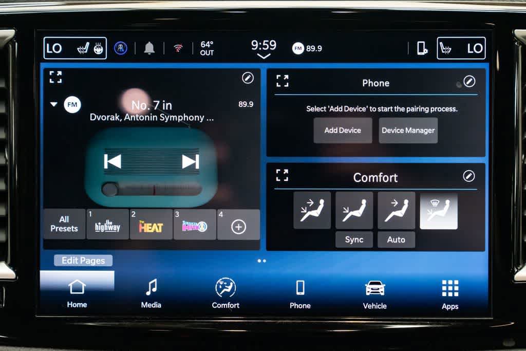 Used 2025 Chrysler Pacifica Select FWD image 14