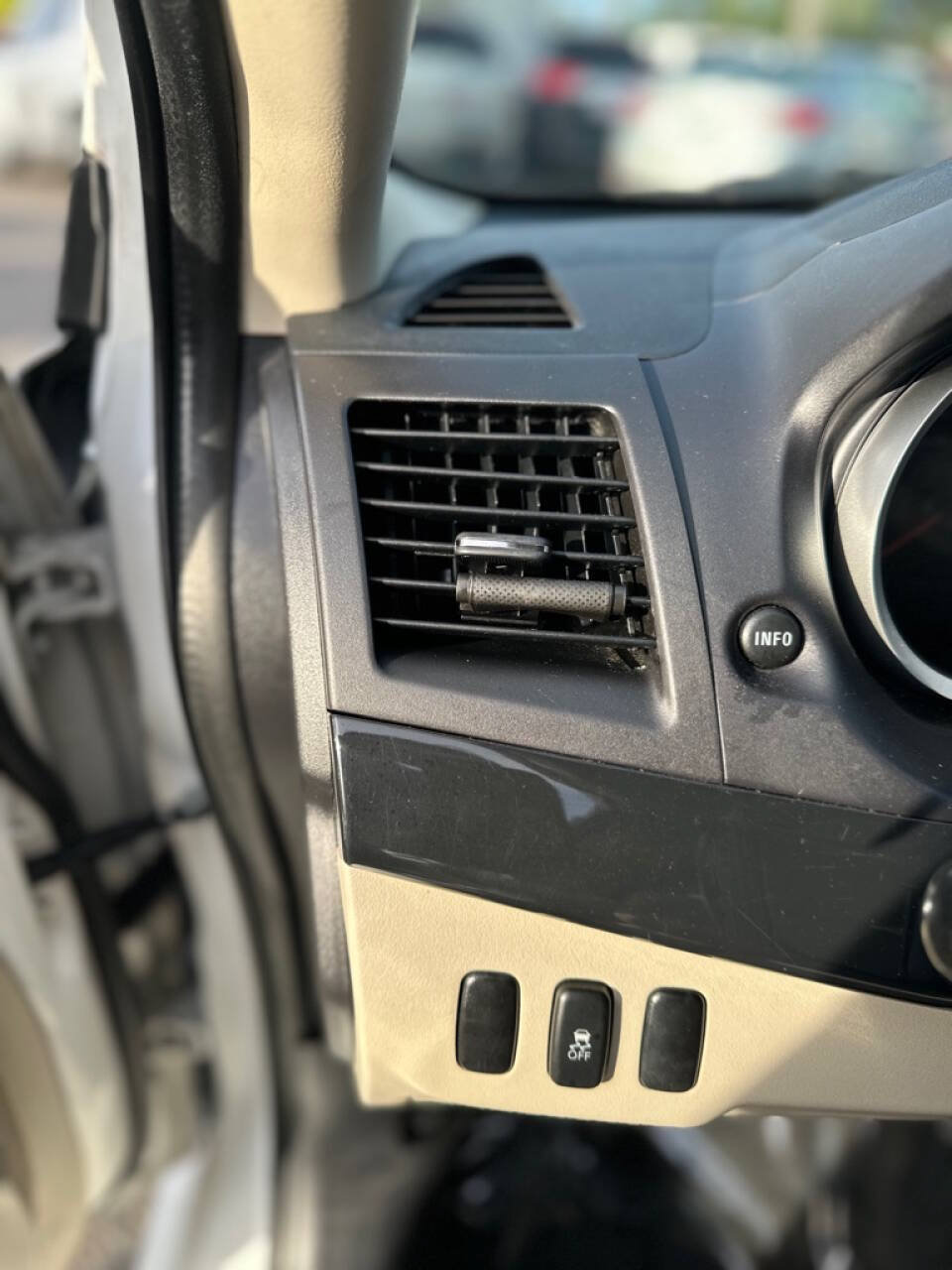 Used 2016 Mitsubishi Lancer ES FWD image 14
