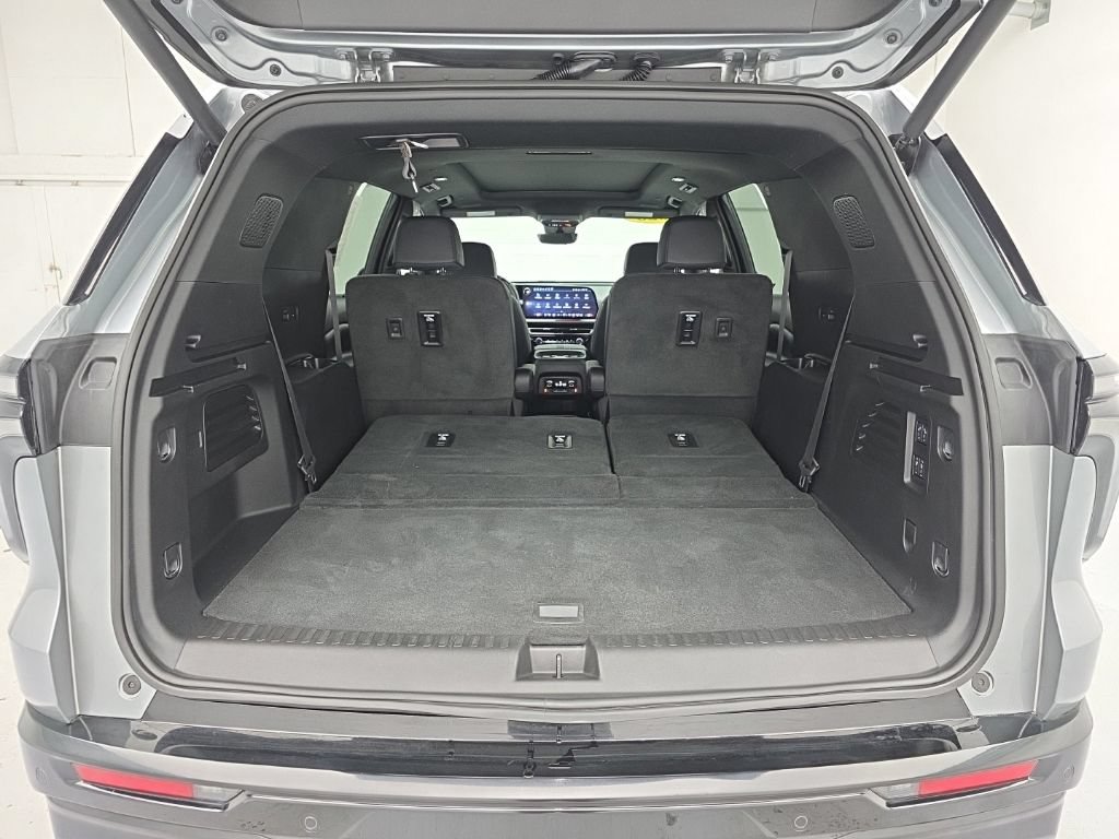 Used 2026 Chevrolet Traverse RS AWD/4WD image 62