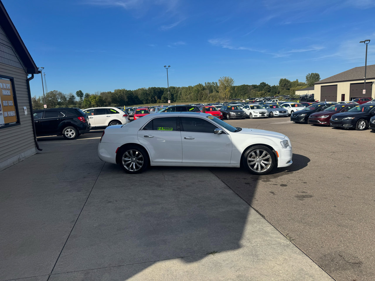 Used 2017 Chrysler 300 C w/ Light Group image 4