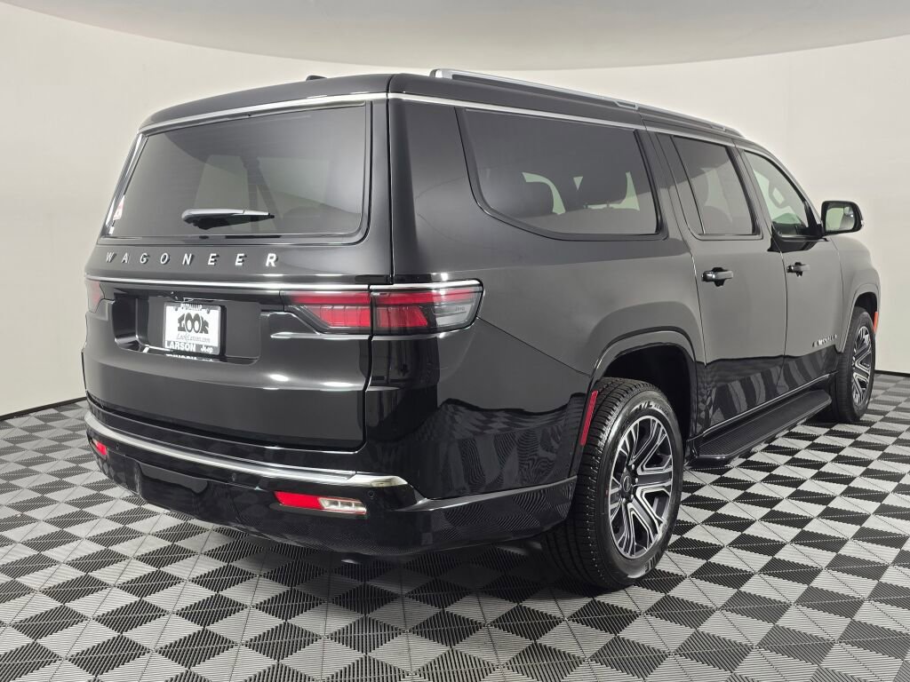 New 2025 Jeep Wagoneer L 4WD w/ HD Trailer Tow Package image 4