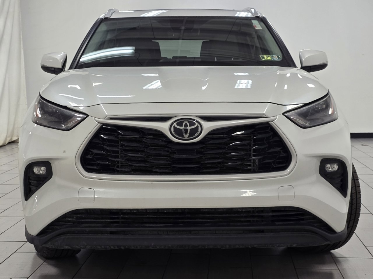 Used 2022 Toyota Highlander XLE image 12