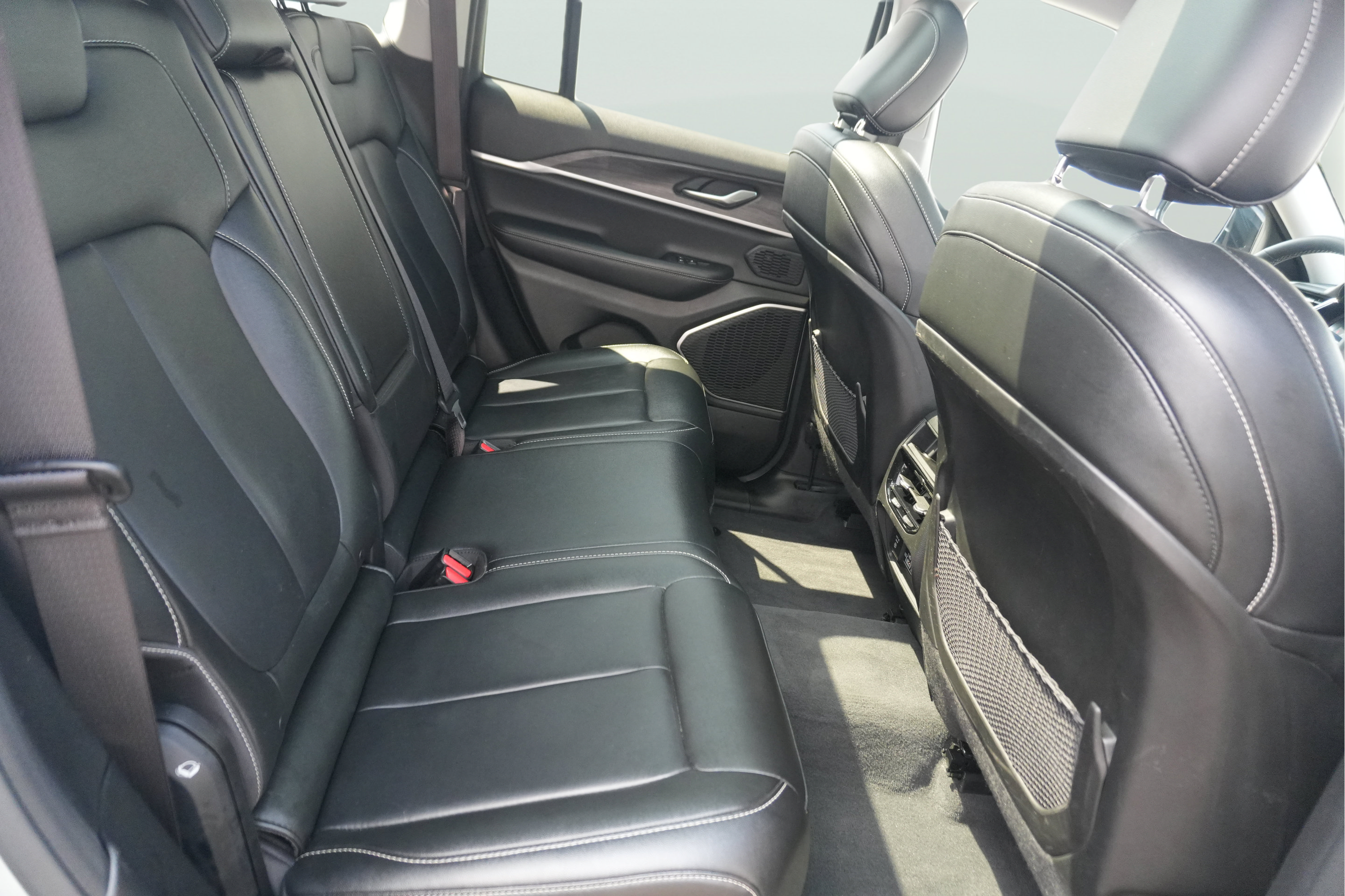Used 2022 Jeep Grand Cherokee Limited 4xe AWD/4WD image 27