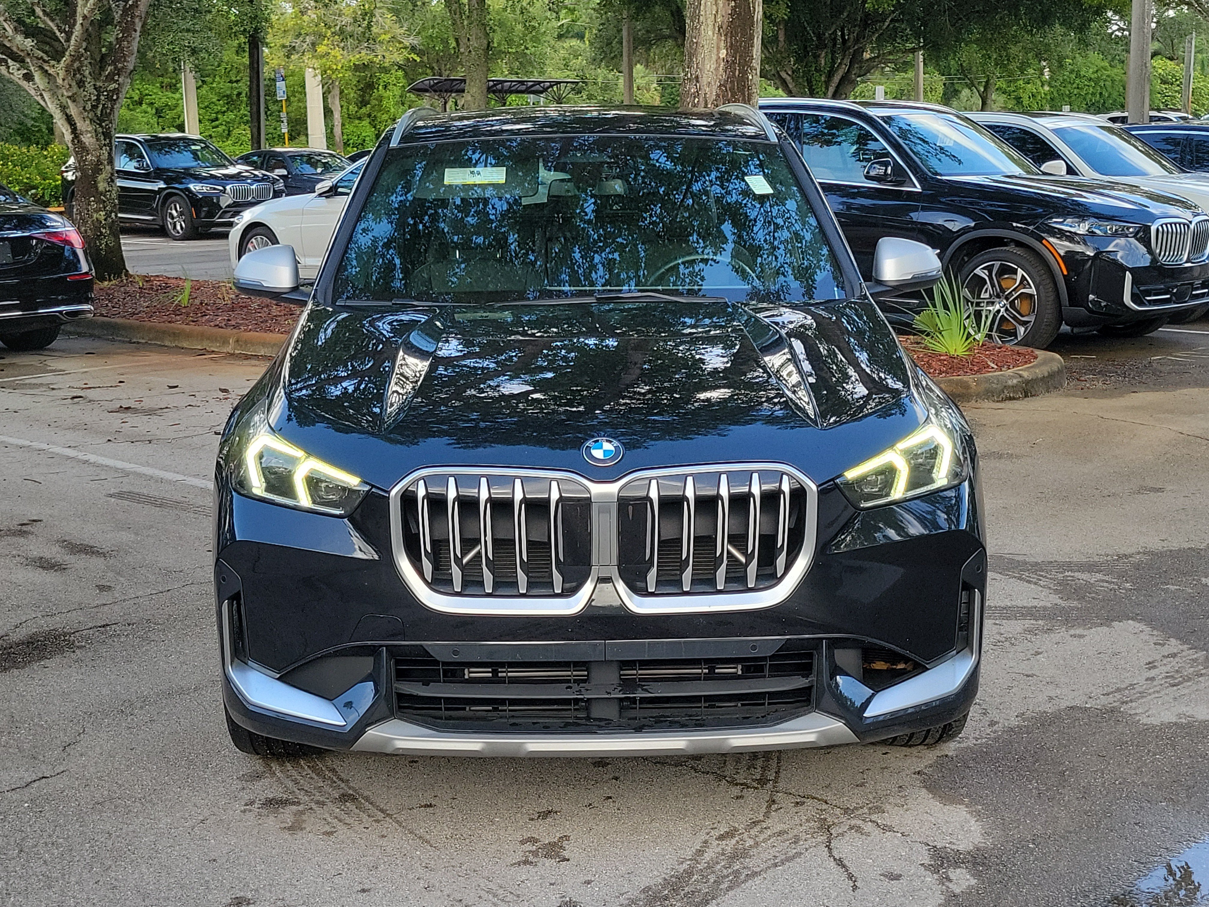 Used 2024 BMW X1 xDrive28i w/ Convenience Package AWD/4WD image 4