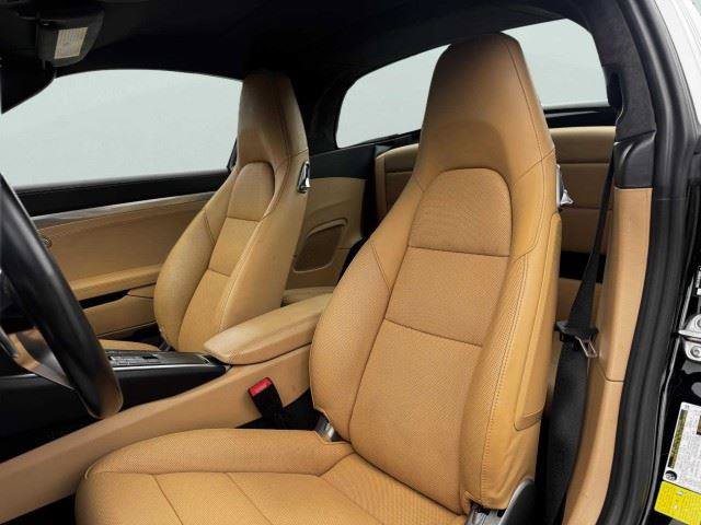Used 2019 Porsche 911 Targa 4 AWD/4WD image 25