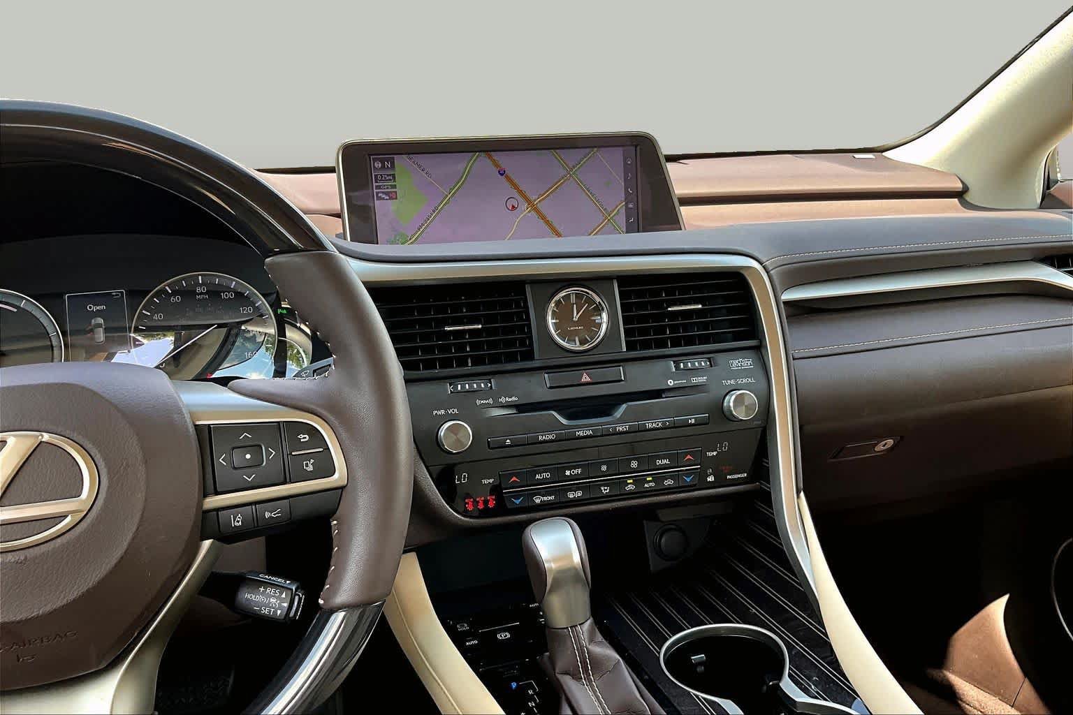 Used 2018 Lexus RX 450h AWD w/ Luxury Package image 7